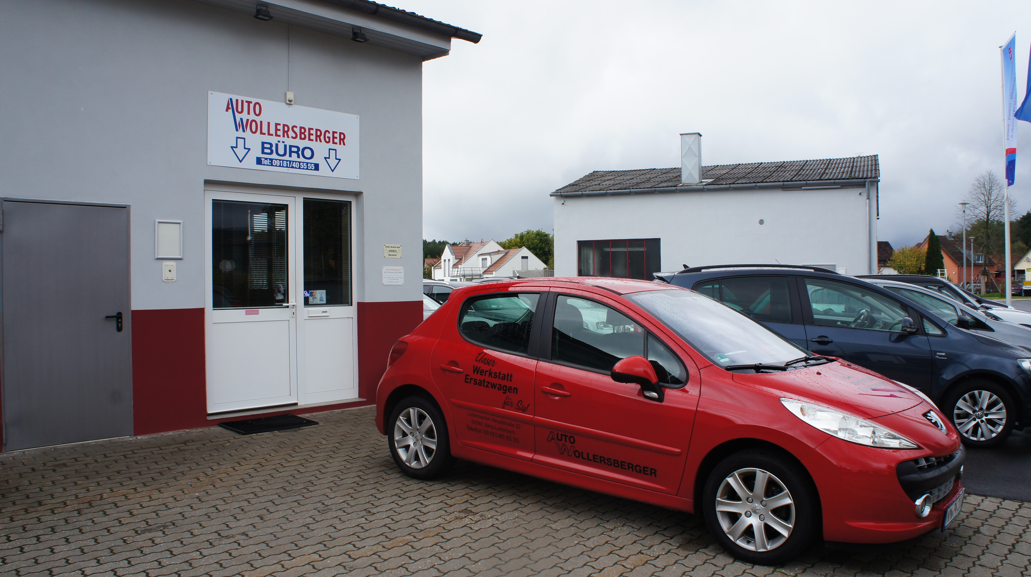 Betriebsgelände und Fahrzeuge